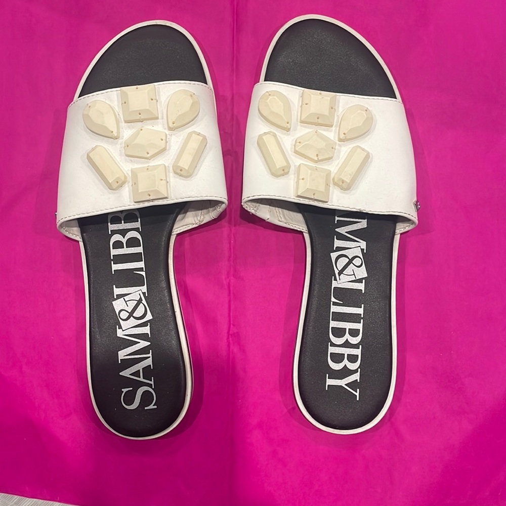 Fun sandals, like new